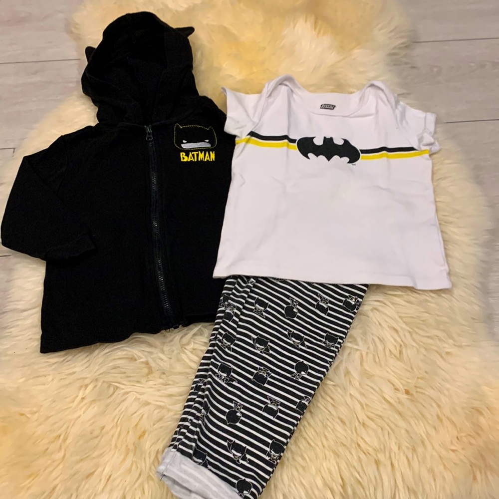 Justice League Batman 3 Piece Hoodie, White Soft T-Shirt and Sweatpants in 24M